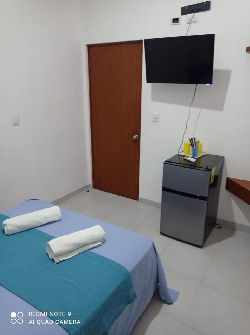 Casa De Huespedes Taino Bed & Breakfast Cancun Exterior photo