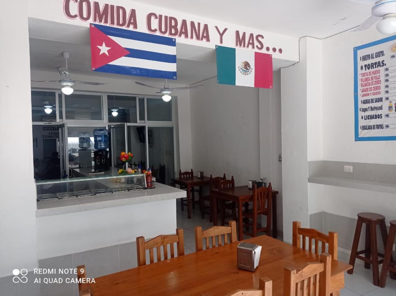 Casa De Huespedes Taino Bed & Breakfast Cancun Exterior photo